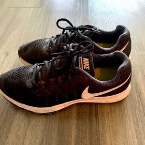 Women’s Pegasus Zoom 33